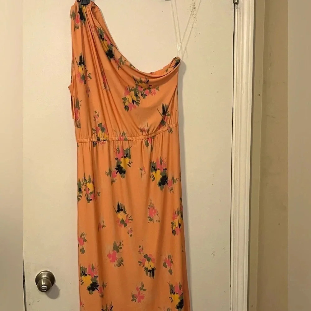 Steve Madden Matte Jersey Floral flattering one shoulder midi dress. Size XL - Picture 4 of 17